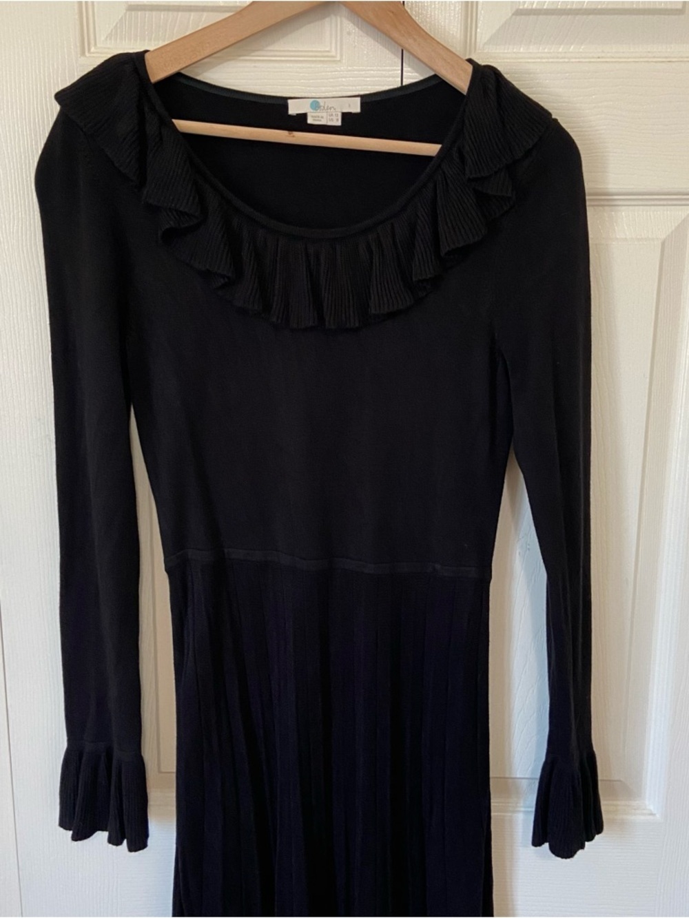 Boden Black Knit Classic Ruffle Long Sleeve Flare Midi Dress Size 8 - Picture 4 of 10